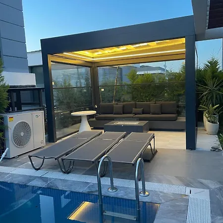Appartement Roza - Private Pool & Garden In