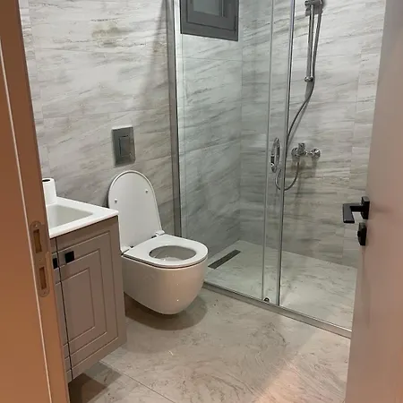 Roza - Private Pool & Garden In *